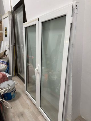 Ventana aluminio blanca 2 hojas