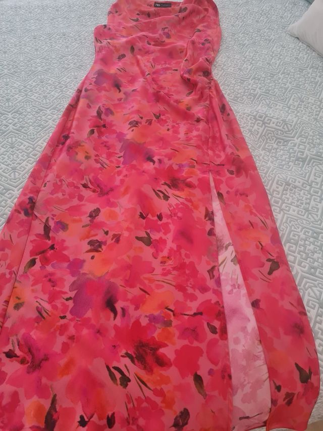 Vestido Zara rosa estampado floral