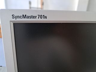 Monitor Samsung SyncMaster 701n