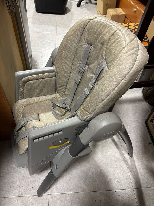 Seggiolone pieghevole per bambini