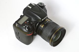 Nikon D600 Reflex Full frame con scatola