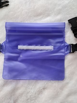 Riñonera impermeable morada