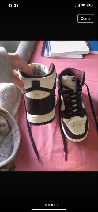 Nike Dunk high - color burdeos
