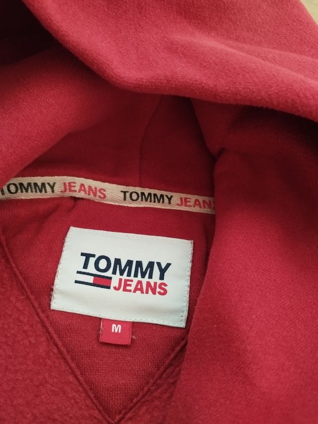 Sudadera Tommy Jeans roja con capucha