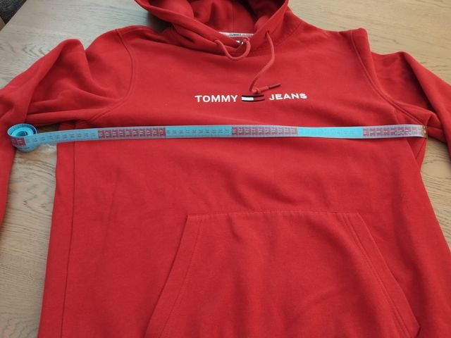 Sudadera Tommy Jeans roja con capucha