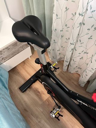 Bicicleta estática Vital Gym X4