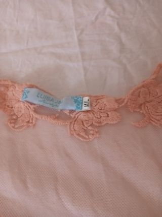 Blusa rosa clara encaje
