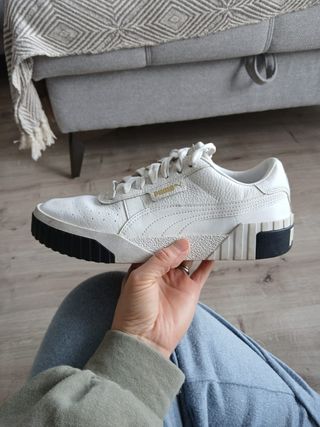 Zapatillas Puma blancas talla 40 /40.5