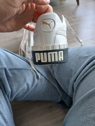 Zapatillas Puma blancas talla 40 /40.5