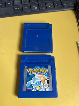 nintendo game boy pokemon blu