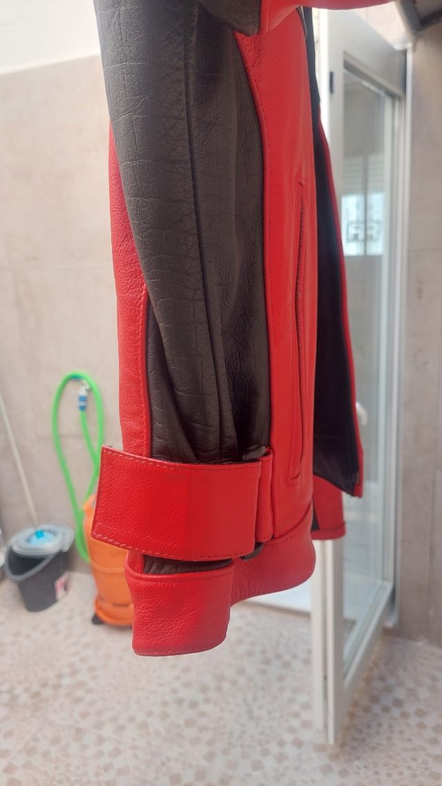 Cazadora Alpinestars cuero roja Talla M
