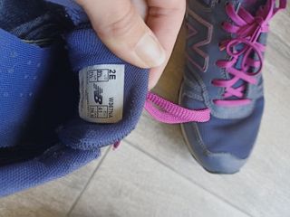 Zapatillas New Balance W374NA azules y fucsias