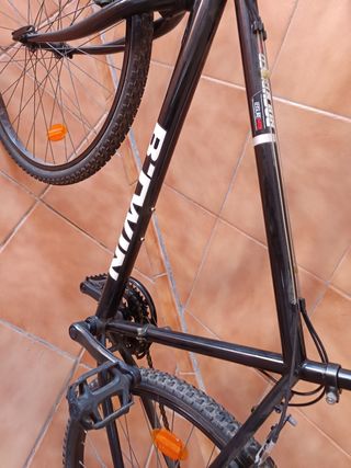 Bicicleta btwin rockrider 300