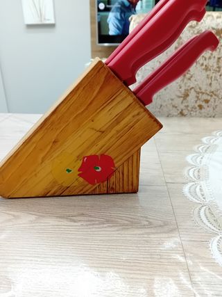 Ceppo coltelli legno 5pz rosso