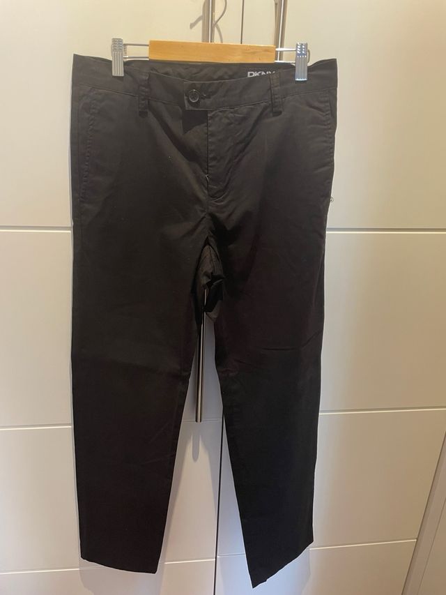 Pantalón chino DKNY negro