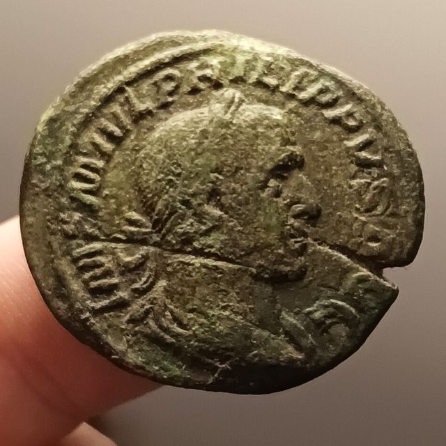 Sestercio Filipo I - P M TR P III COS P P