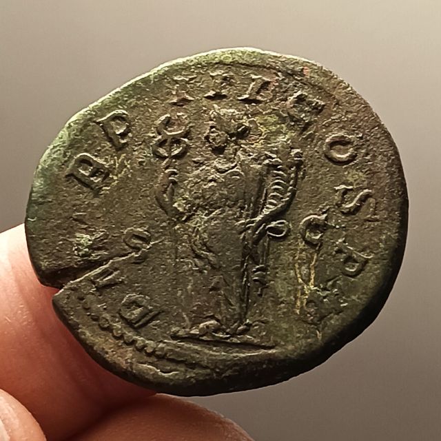 Sestercio Filipo I - P M TR P III COS P P