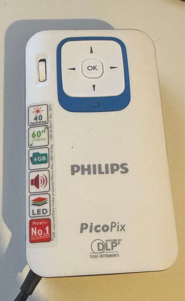 Proyector portátil Philips PPX2340