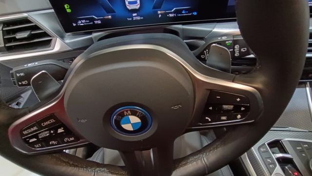 BMW Serie 3 330e xDrive Touring 2023