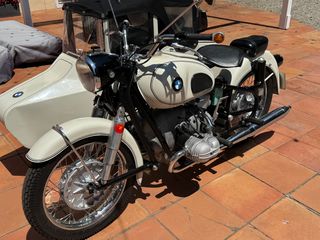 BMW R60/2 con sidecar de 1.967