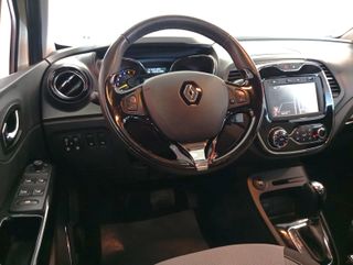 RENAULT CAPTUR 1.2i / 120CV AUTO / 2015