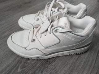 Le Coq Sportif LCS T1000 blancas (negociable)