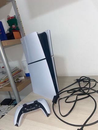 PS5 Digital blanca - consola