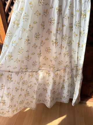 Vestido blanco flores amarillas