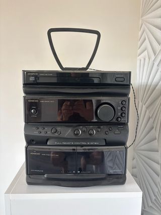 Minicadena Kenwood - CD, Radio, Doble Cassette