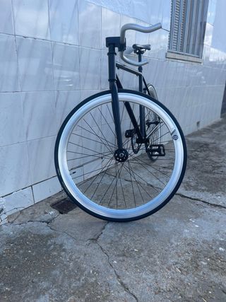 Bicicleta fixie Kamikaze


