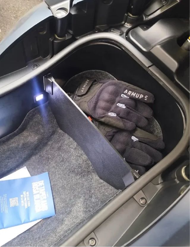 Yamaha Tmax Separador Maletero