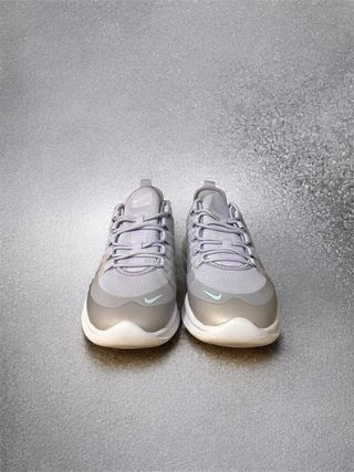 Nike Air Max Axis - Scarpe Grigio/Bianco - 39