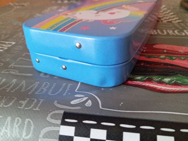 Estuche Unicornio arcoiris de maquillaje