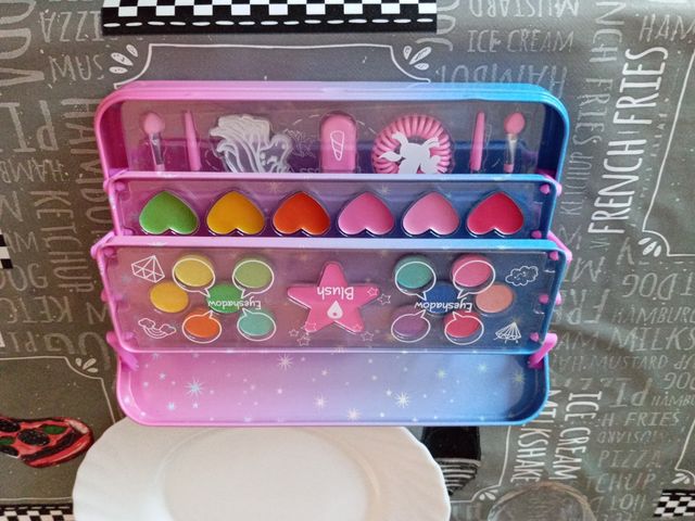 Estuche Unicornio arcoiris de maquillaje