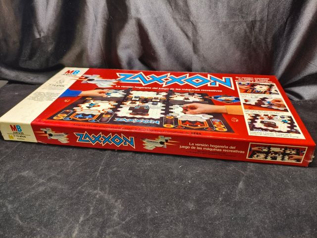Zaxxon SEGA - Jogo de Tabuleiro dos anos 80