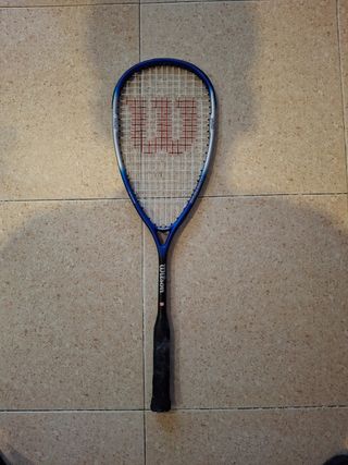 Vendo raqueta squash wilson