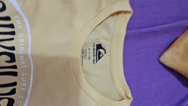 Camiseta Quiksilver amarilla talla S