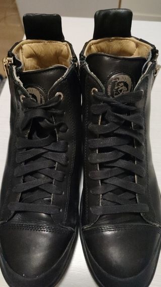 Botas Diesel negras tobilleras