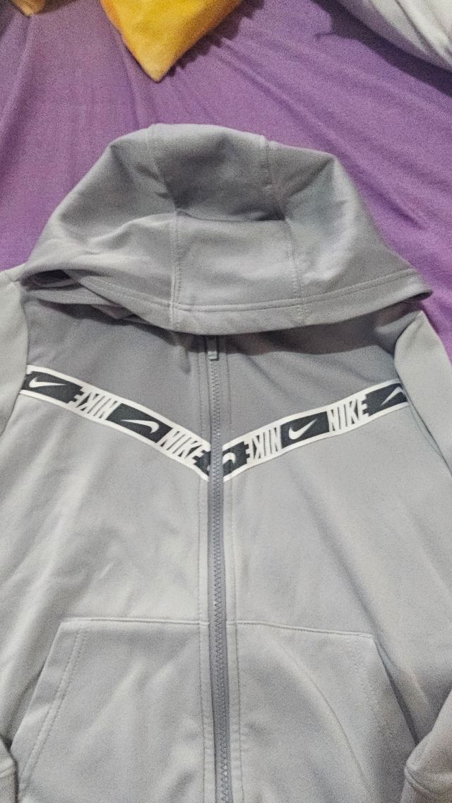 Sudadera Puma negra c/cremallera