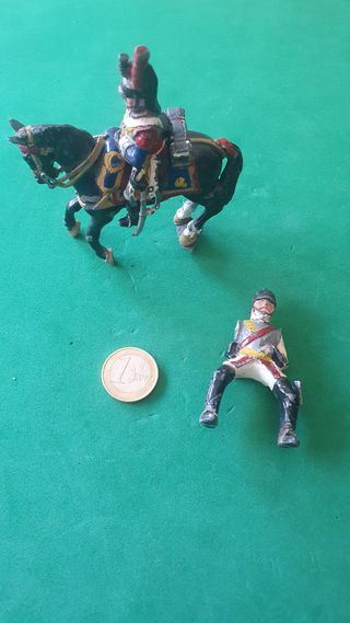 SOLDATI DI PIOMBO (VECCHI GIOCATTOLI)