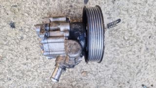 Bomba dirección asistida Audi A4