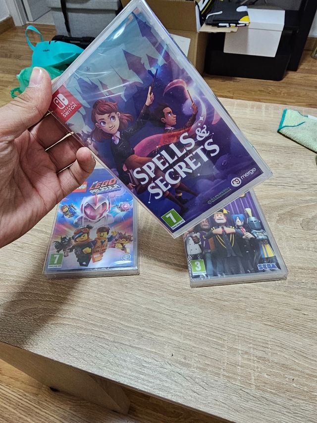 3 Juegos Nintendo Switch - LEGO, Spells, Campus.