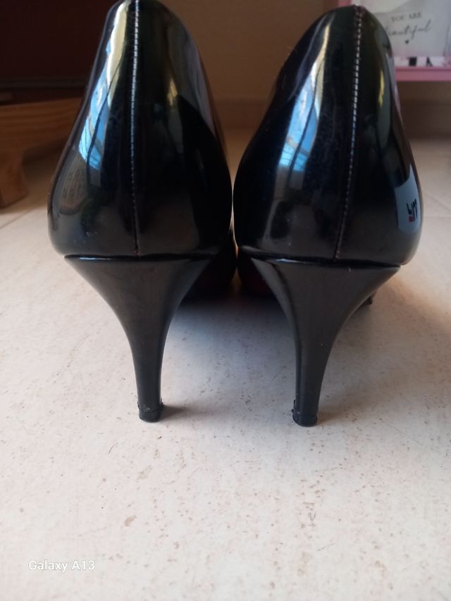 Zapatos tacón Andarina negros y rojos