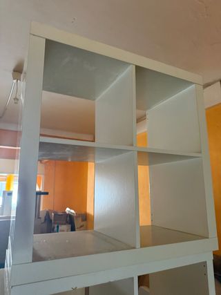 Estanteria Kallax Ikea 4 cubos blanca.