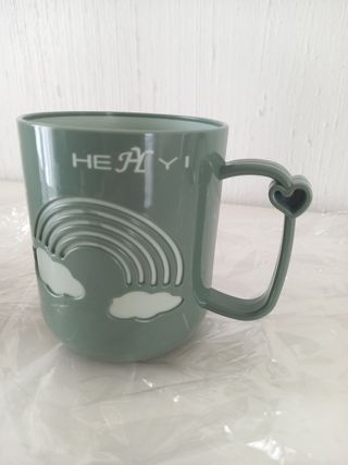 Tazze arcobaleno plastica - nuove