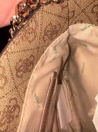 Bolso Guess marrón bandolera