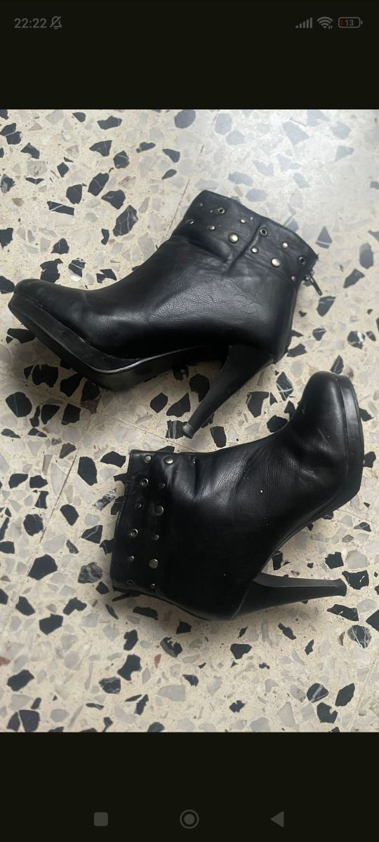 Botines negros tacón alto 37