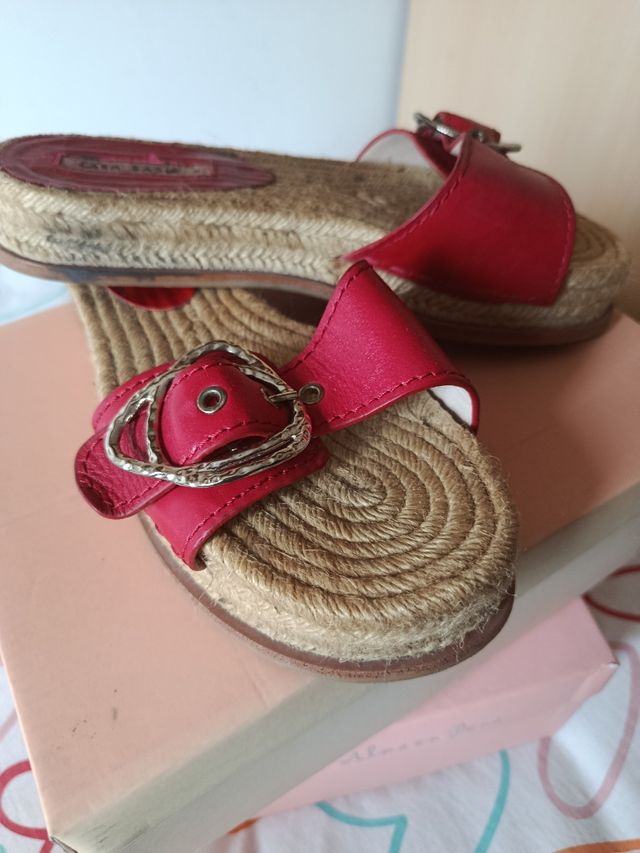 Chanclas Zara Basic esparto rojas nº38
