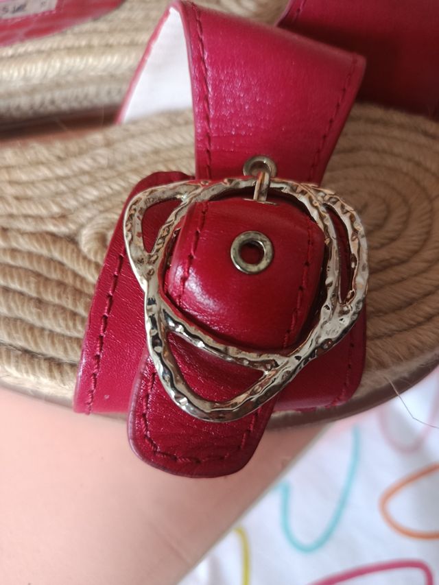 Chanclas Zara Basic esparto rojas nº38