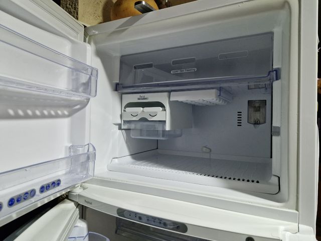 Frigorífico Whirlpool No Frost AAA